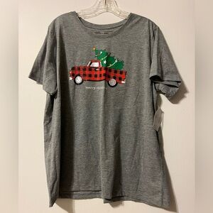 Women’s XXL Christmas T-Shirt (NWT)